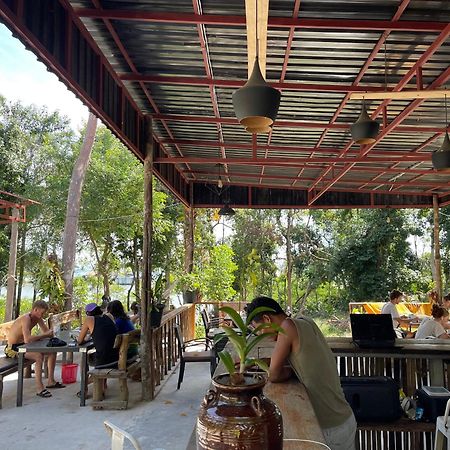 Koh Rong Lagoon Kaoh Touch Екстер'єр фото